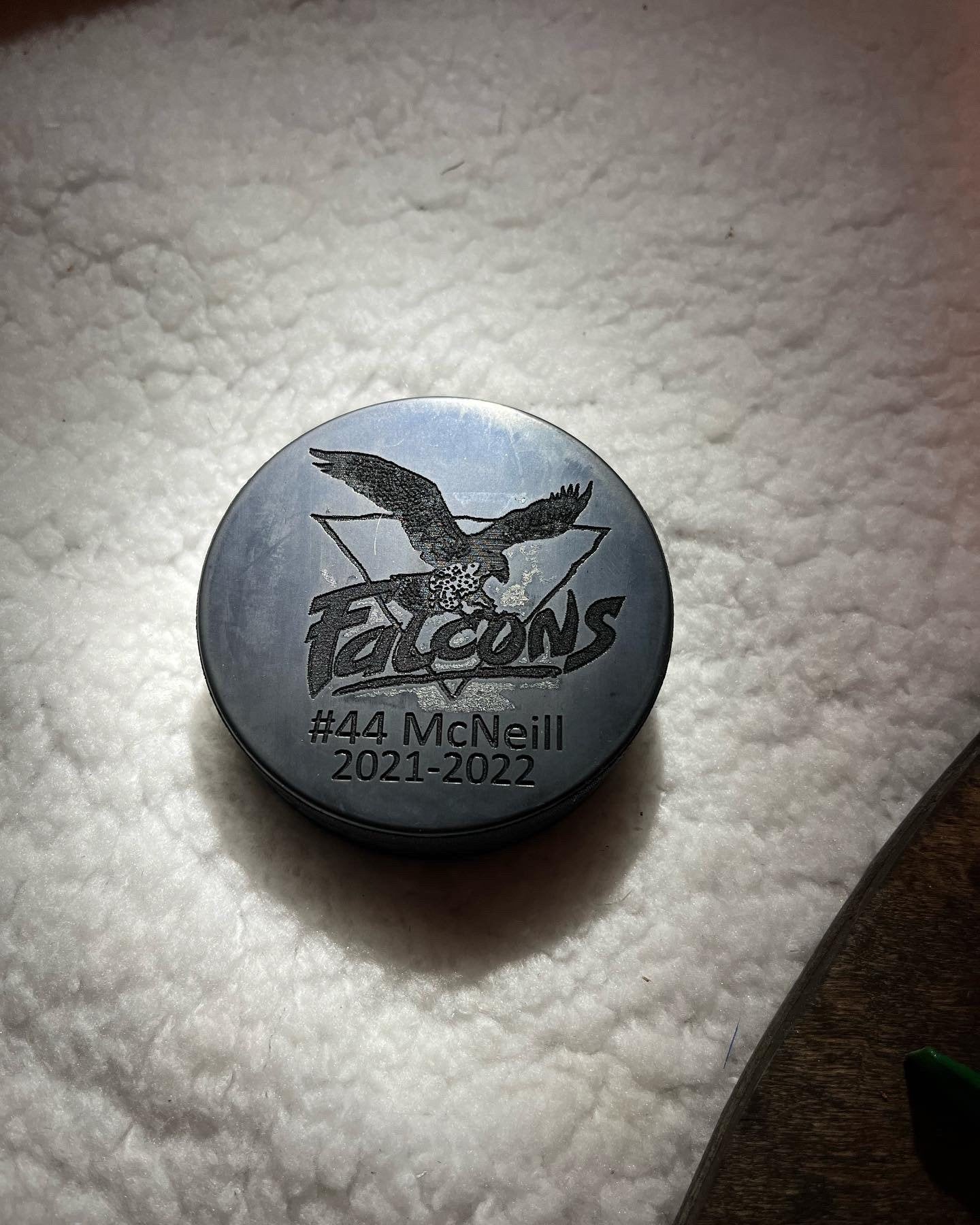 Custom Engraved hockey pucks (full team and coaches)