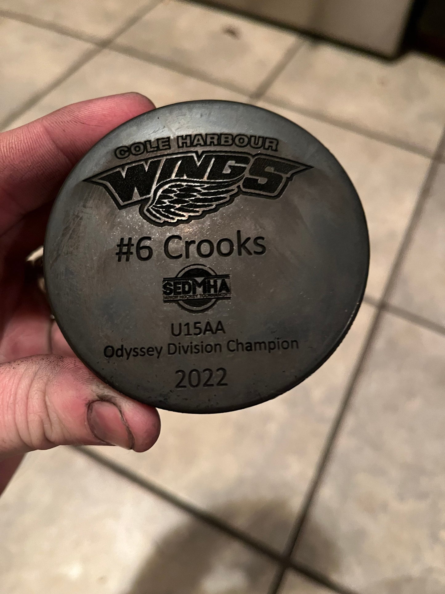 Custom Engraved hockey pucks (full team and coaches)